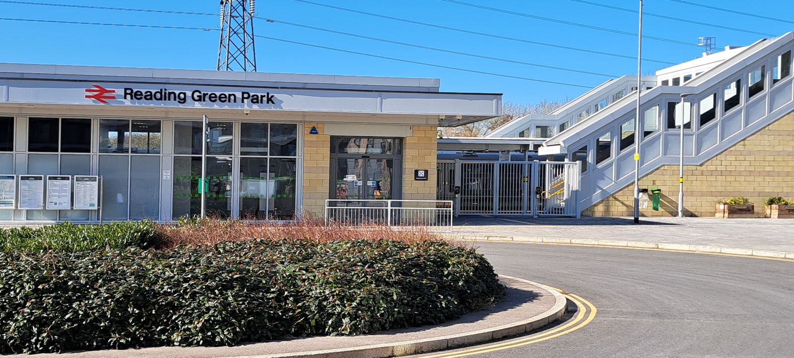 Reading Green Park station